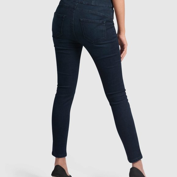 OLGYN Women Stretch Dark Blue Denim Pull On Pant - Picture 2 of 5